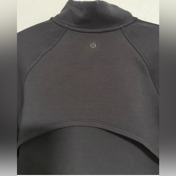 Lululemon size 6 black zip up stretchy bomber jacket with breathable mesh - Picture 6 of 6
